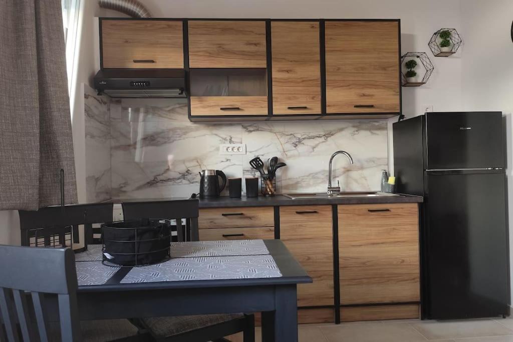 S & D Loft Apartment Heraklion  Bagian luar foto